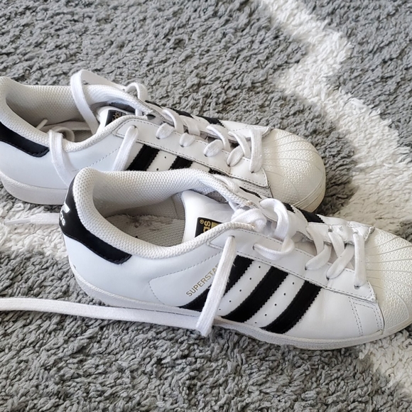 Adidas Sneakers - Picture 2 of 8